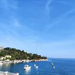Sila With Bicycle Storage And Free Parking Apartman Rabac