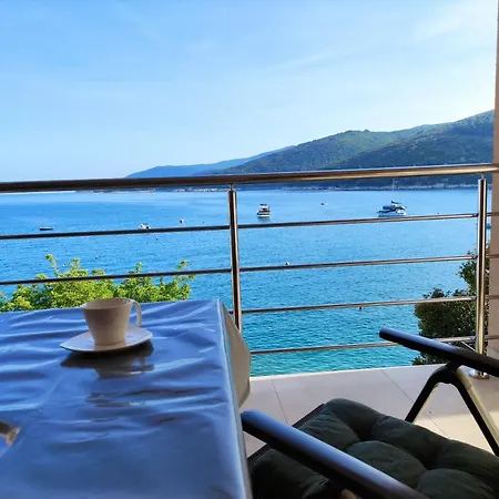 Sila With Bicycle Storage And Free Parking Διαμέρισμα Rabac