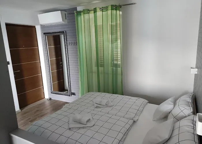 Sila With Bicycle Storage And Free Parking Rabac